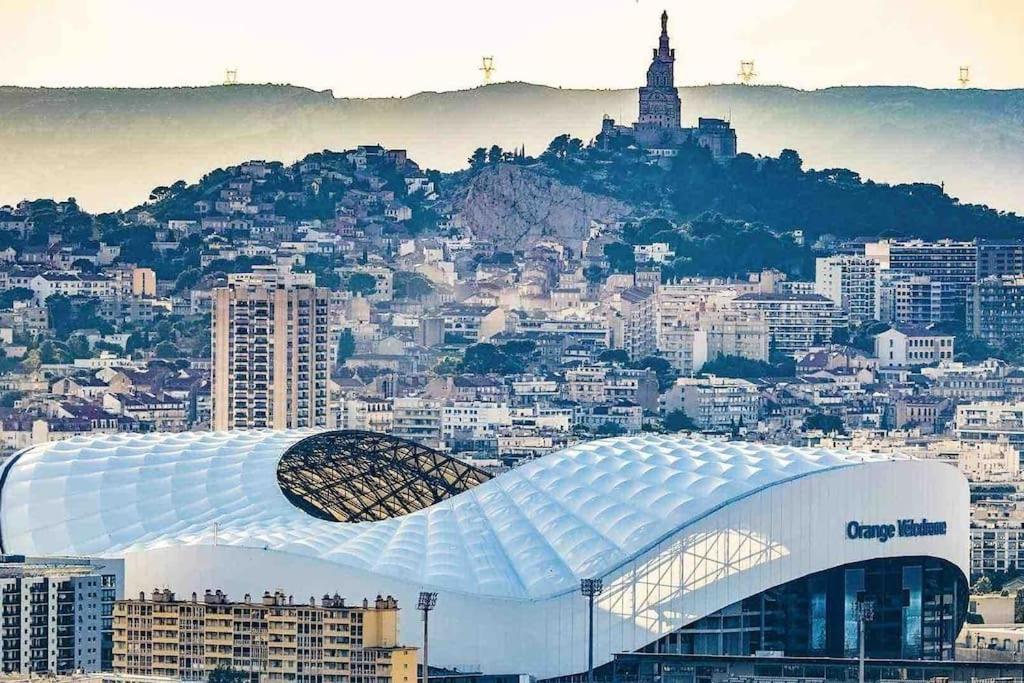 Velodrome 6 Couchages Avec Clim Apartment Marseille Bagian luar foto